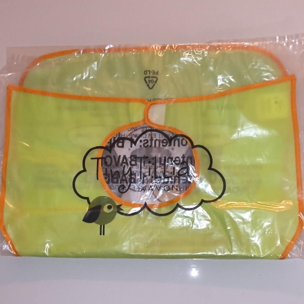 Tiny Tillia Oversized Bib